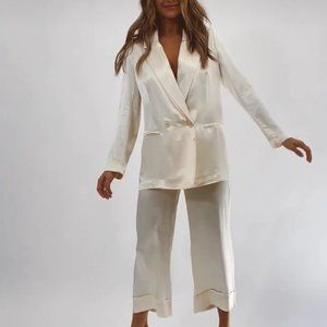L'ABEYE Cinematic Cream Blazer Set + Trouser